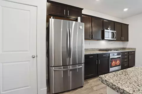 Other - 865 Tern Dr, Lathrop, CA 95330 photo 4 of 6