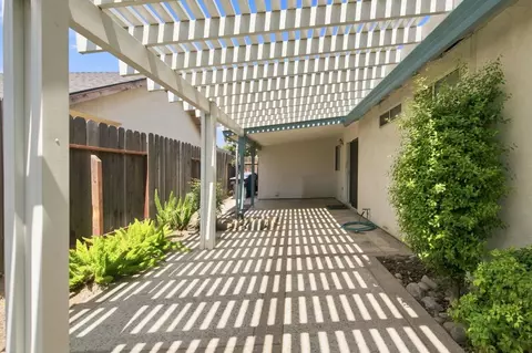 Exterior - 2100 Northridge Dr, Modesto, CA 95350 photo 5 of 11