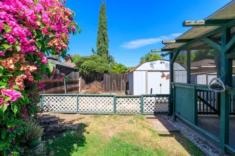Exterior - 2901 Hemminger Way, Modesto, CA 95350 photo 20 of 24