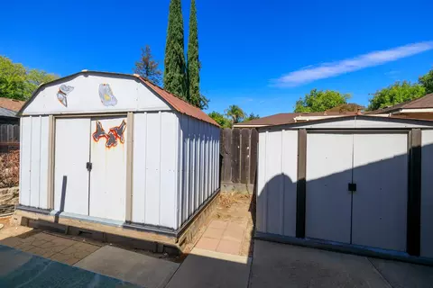 Exterior - 2901 Hemminger Way, Modesto, CA 95350 photo 21 of 24