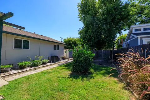 Exterior - 2901 Hemminger Way, Modesto, CA 95350 photo 10 of 24