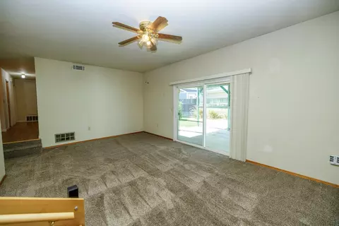 Living - 2901 Hemminger Way, Modesto, CA 95350 photo 1 of 8