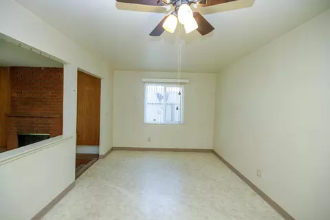 Living - 2901 Hemminger Way, Modesto, CA 95350 photo 8 of 8