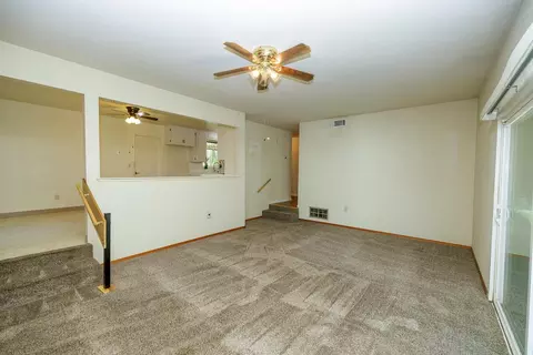 Living - 2901 Hemminger Way, Modesto, CA 95350 photo 3 of 8
