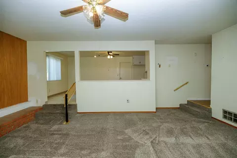 Living - 2901 Hemminger Way, Modesto, CA 95350 photo 4 of 8