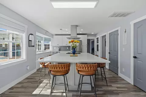 Kitchen - 966 Shelly Ct, Ripon, CA 95366 photo 3 of 4