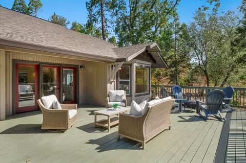 Exterior - 2075 Flat Broke Way, Placerville, CA 95667 photo 5 of 10