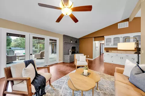 Living - 2075 Flat Broke Way, Placerville, CA 95667 photo 2 of 3