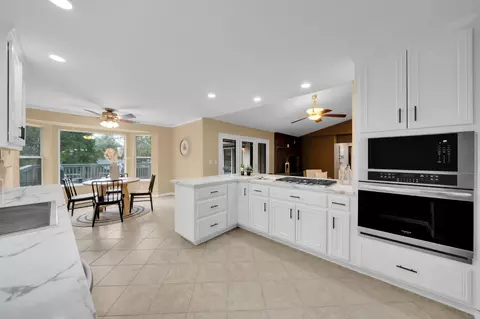 Kitchen - 2075 Flat Broke Way, Placerville, CA 95667 photo 2 of 3