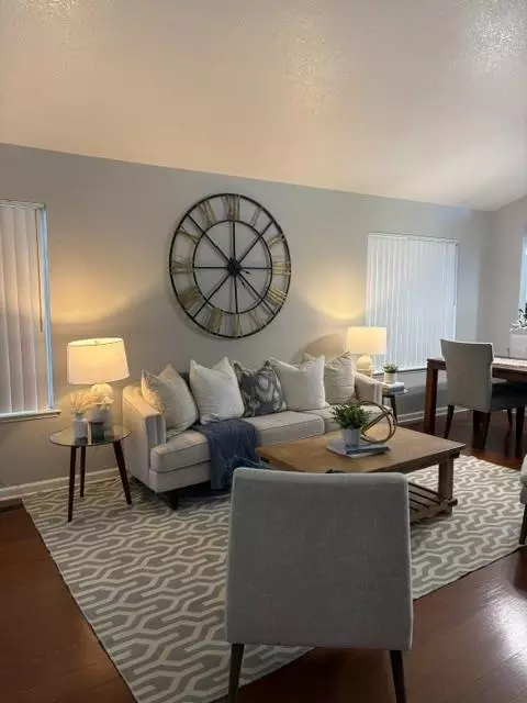 Living - 420 Gonzalez St, Tracy, CA 95376 photo 2 of 3
