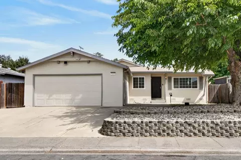 7645 Beth St, Sacramento, CA 95832
