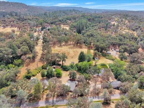 View/Area - 10501 Wolf Dr, Grass Valley, CA 95949 photo 4 of 15