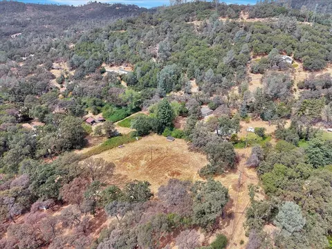 View/Area - 10501 Wolf Dr, Grass Valley, CA 95949 photo 9 of 15