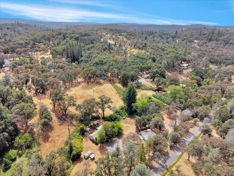View/Area - 10501 Wolf Dr, Grass Valley, CA 95949 photo 5 of 15