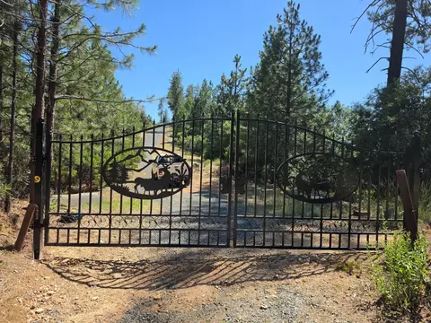 9999 Magra Rd, Colfax, CA 95713 photo 2