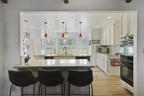 Kitchen - 12635 E Tokay Colony Rd, Lodi, CA 95240 photo 1 of 7