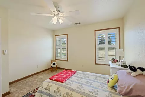 Bedroom - 12635 E Tokay Colony Rd, Lodi, CA 95240 photo 2 of 2