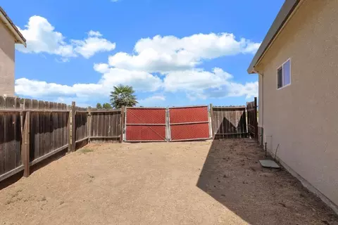 Exterior - 1684 Miriam Way, Ripon, CA 95366 photo 7 of 9