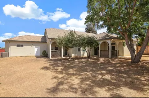 Exterior - 1684 Miriam Way, Ripon, CA 95366 photo 3 of 9