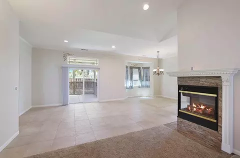 Living - 1684 Miriam Way, Ripon, CA 95366 photo 6 of 9