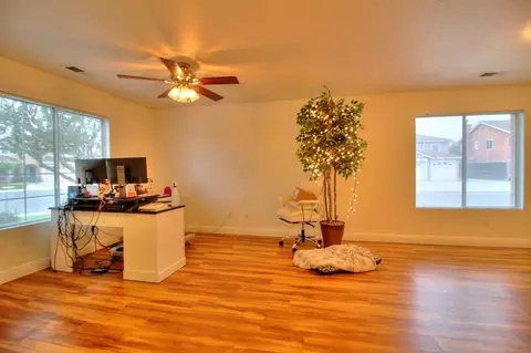 Living - 2021 Spring Ln, Modesto, CA 95356 photo 1 of 4