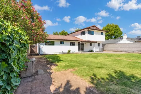 Exterior - 5058 Martin Way, Carmichael, CA 95608 photo 8 of 8