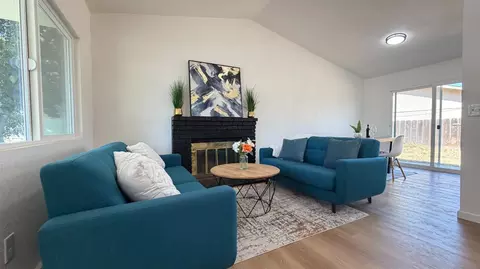 Living - 3200 Austin Ave, Merced, CA 95348 photo 1 of 1