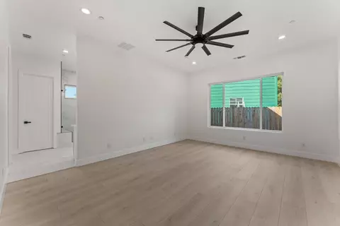 Bedroom - 9017 Phoenix Ave, Fair Oaks, CA 95628 photo 5 of 8