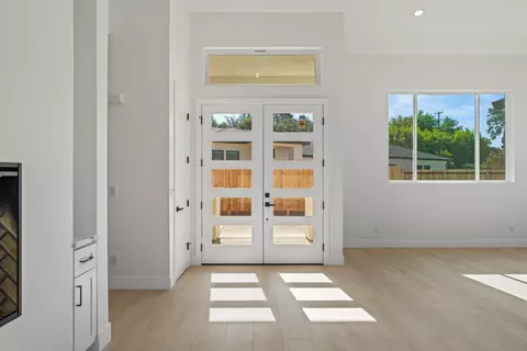 Entry Way - 9017 Phoenix Ave, Fair Oaks, CA 95628 photo 1 of 1