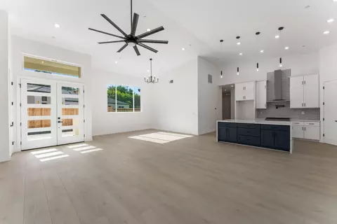 Living - 9017 Phoenix Ave, Fair Oaks, CA 95628 photo 6 of 7