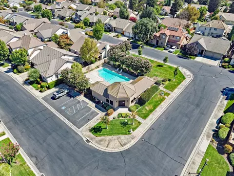 View/Area - 2680 Hogan Dr, Turlock, CA 95382 photo 5 of 6