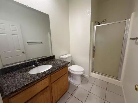 Bath - 3209 Flushing Meadows Dr, Modesto, CA 95355 photo 1 of 3