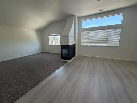 Living - 3209 Flushing Meadows Dr, Modesto, CA 95355 photo 5 of 7