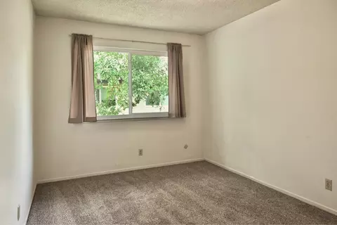 Bedroom - 1908 El Paso Ave #4, Davis, CA 95618 photo 1 of 4