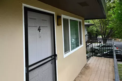 Exterior - 1908 El Paso Ave #4, Davis, CA 95618 photo 2 of 3