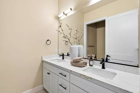 Bath - 3284 Oxford Rd, Cameron Park, CA 95682 photo 6 of 6