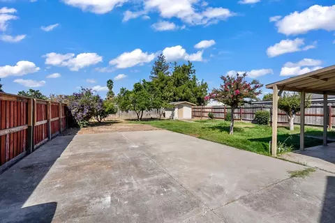 Exterior - 6311 8th St, Riverbank, CA 95367 photo 2 of 6