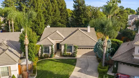 2670 Baybridge Ct, Sacramento, CA 95833