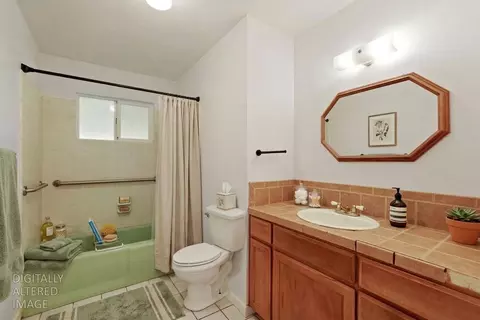 Bath - 13393 E Jahant Rd, Acampo, CA 95220 photo 1 of 3