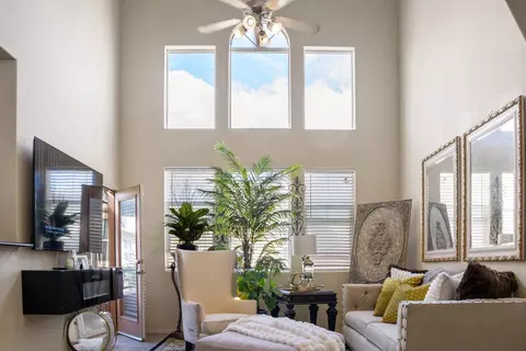 1900 Danbrook #1124, Sacramento, CA 95835