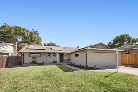 1004 Carson St, Woodland, CA 95695