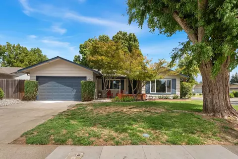 8341 Caribbean Way, Sacramento, CA 95826
