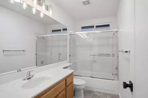 Bath - 4113 Evolution Way, Modesto, CA 95356 photo 3 of 3