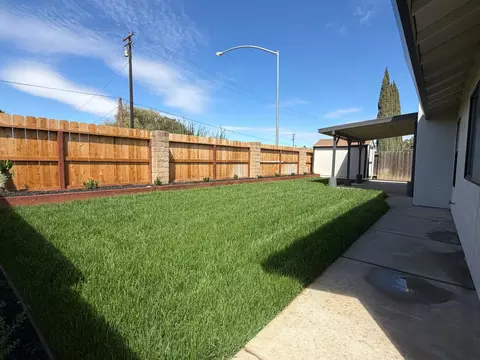 Exterior - 932 Arambel Dr, Patterson, CA 95363 photo 7 of 8