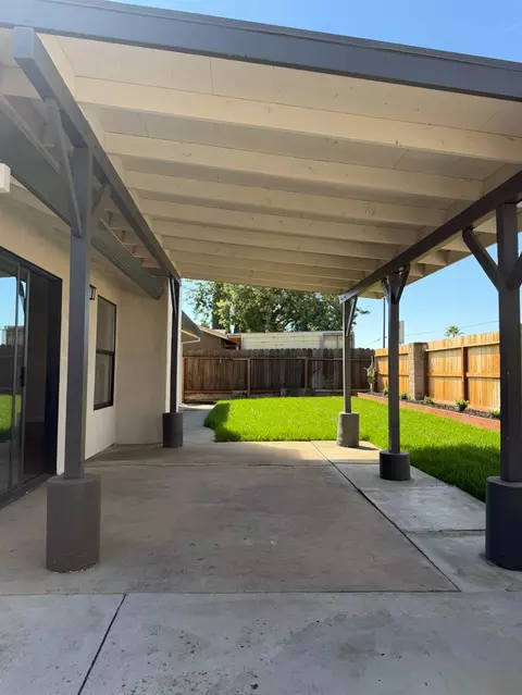 Exterior - 932 Arambel Dr, Patterson, CA 95363 photo 5 of 8