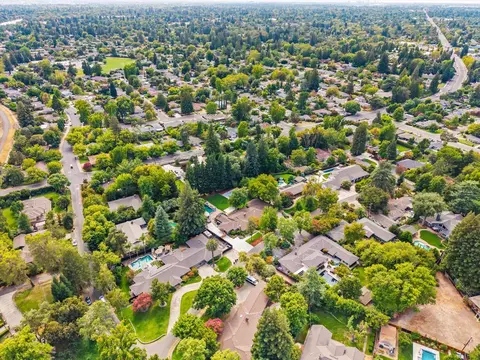 View/Area - 5508 Susan Way, Carmichael, CA 95608 photo 1 of 13