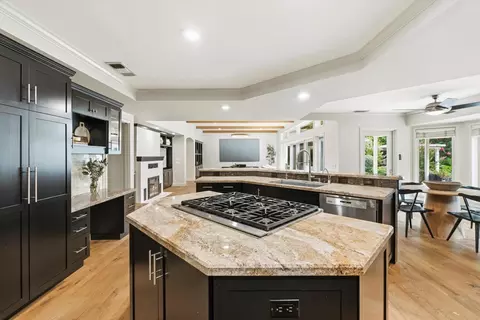 Kitchen - 5508 Susan Way, Carmichael, CA 95608 photo 3 of 7