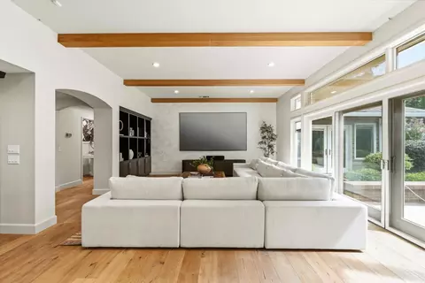 Living - 5508 Susan Way, Carmichael, CA 95608 photo 3 of 7