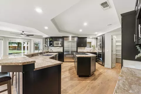 Kitchen - 5508 Susan Way, Carmichael, CA 95608 photo 2 of 7