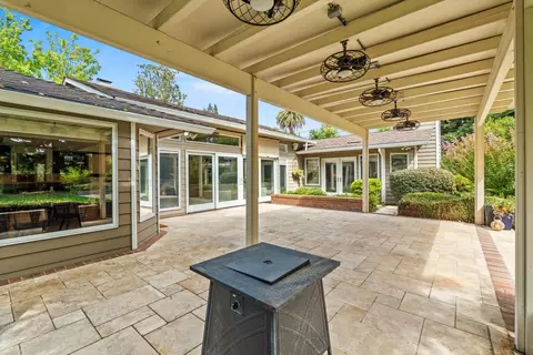 Exterior - 5508 Susan Way, Carmichael, CA 95608 photo 5 of 14